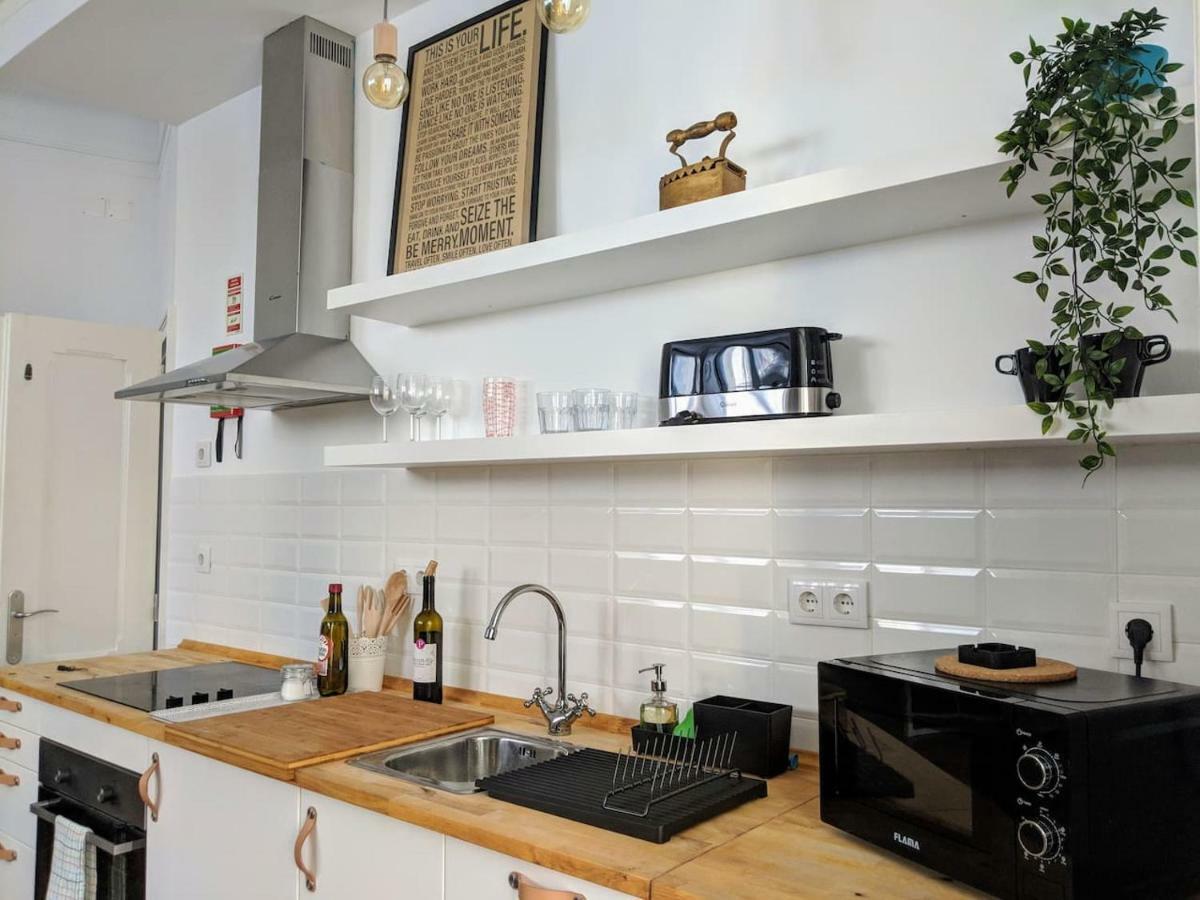 Charming One Bedroom Flat ลิสบอน ภายนอก รูปภาพ